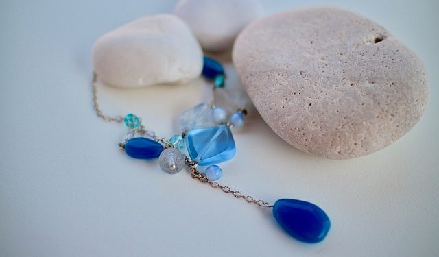 Sapphire Skies: Lapis Lazuli Statement Necklace – A Captivating Accessory